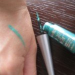 Wet n Wild liquid Turquoise Eyeliner